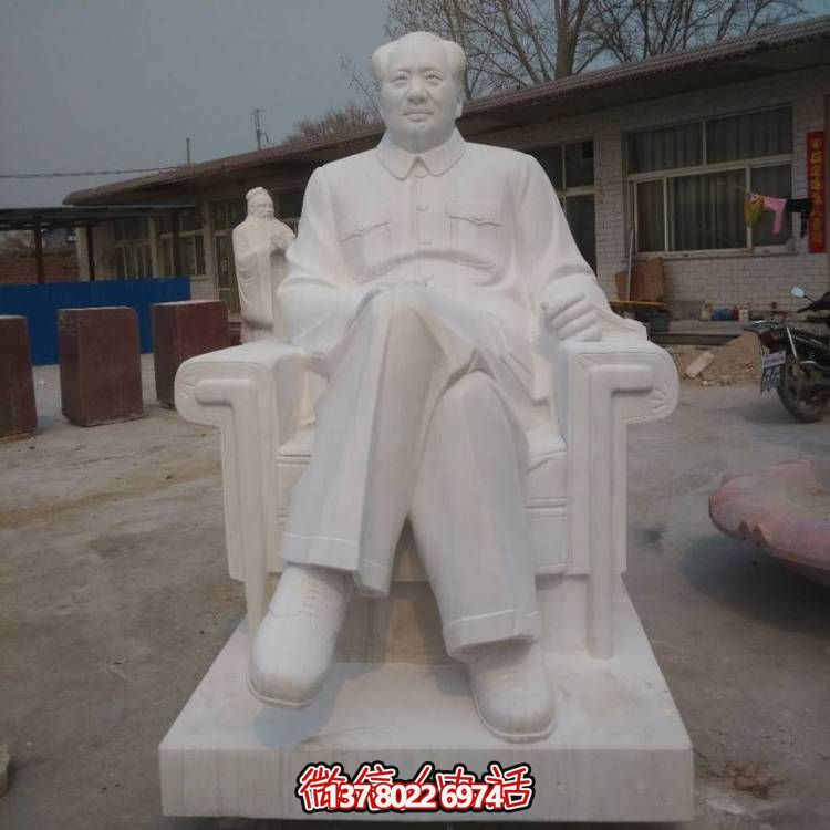 漢白玉石雕毛主席雕塑——走進(jìn)中國(guó)景區(qū)，欣賞傳統(tǒng)美術(shù)