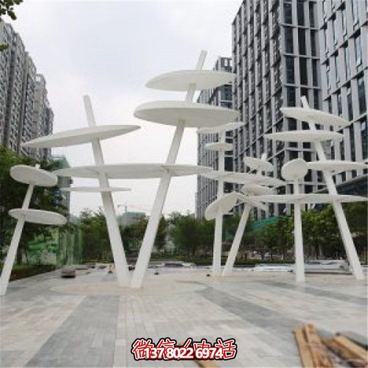 不銹鋼大型樹(shù)葉雕塑，為你的戶外景觀創(chuàng)造獨(dú)特的創(chuàng)意