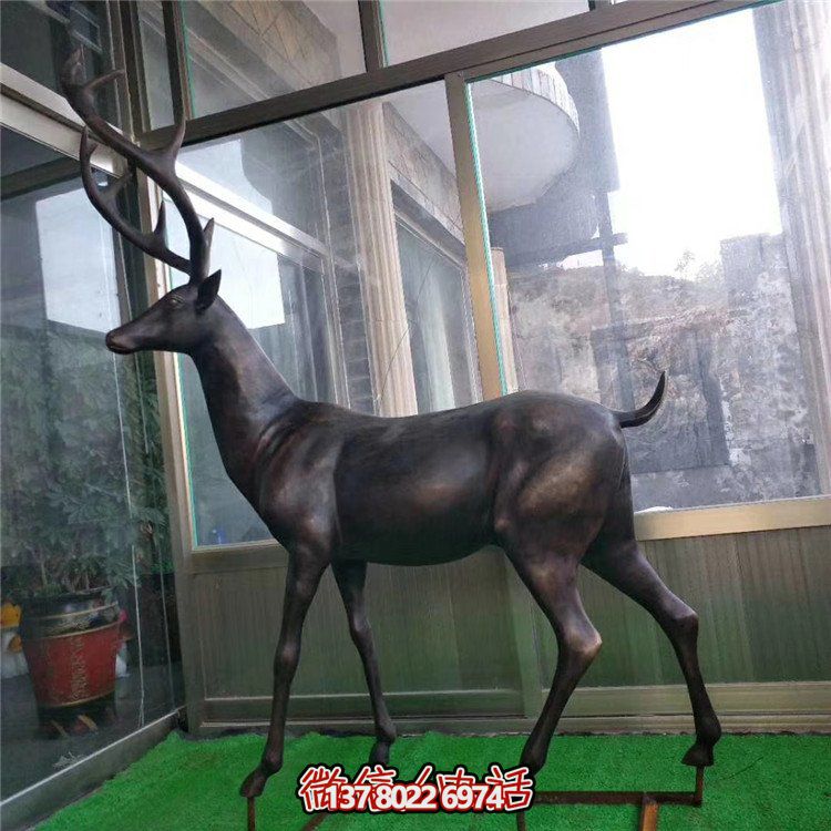 玻璃鋼仿銅鹿雕塑園林戶(hù)外草地?cái)[件