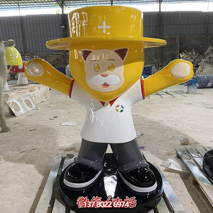 玻璃鋼卡通戶(hù)外園林景觀公仔雕塑擺件